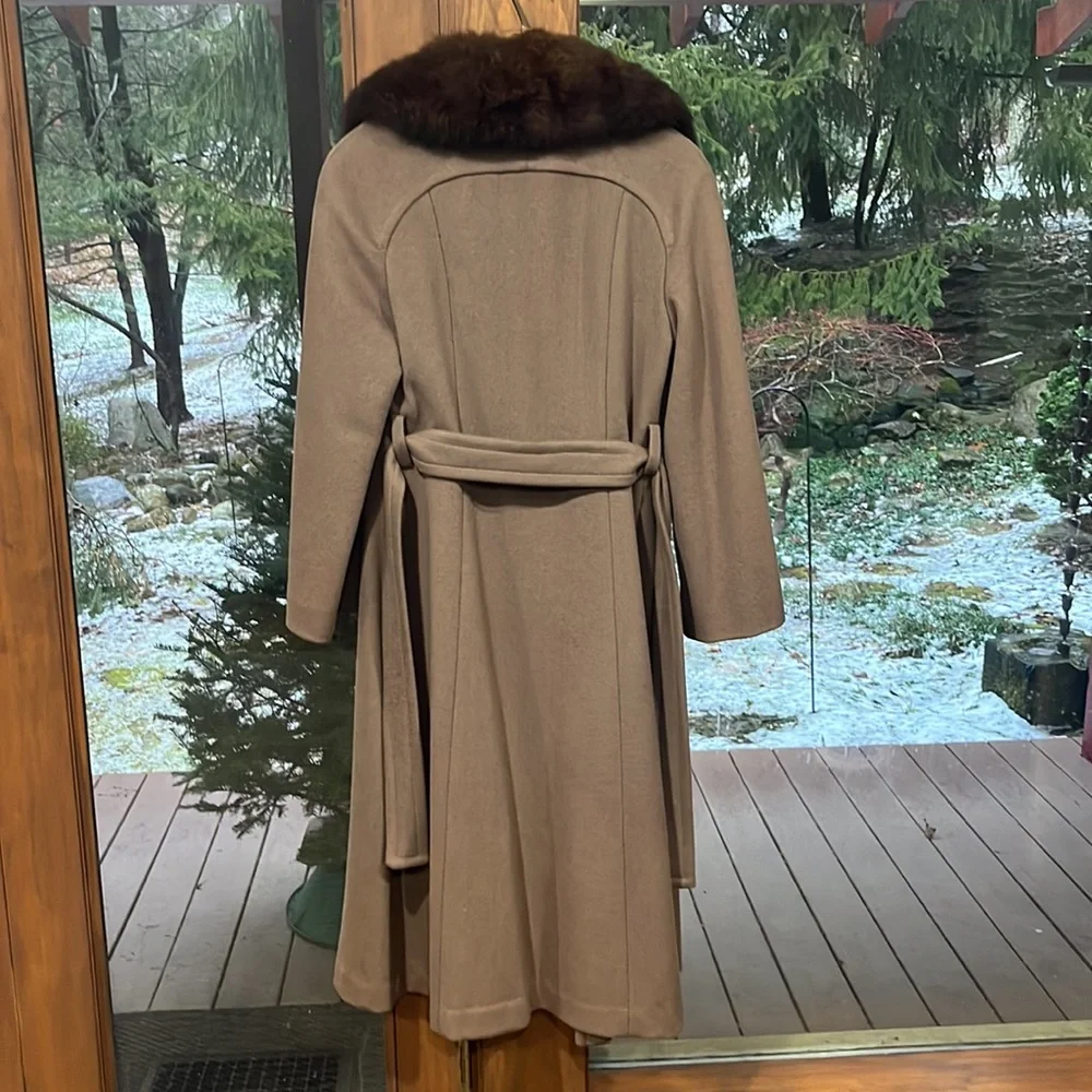 Vintage fur collared coat - Picture 4 of 6
